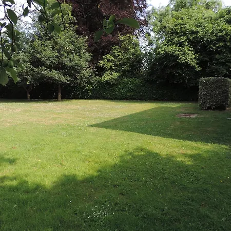 Holiday home Les Hirondelles Au Bord De L'eau Guipry-Messac